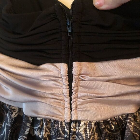 A Byer Balloon Hem Cocktail Dress - Picture 4 of 10